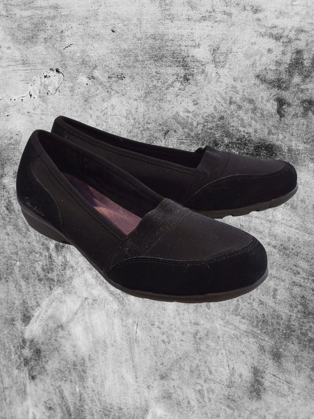 Skechers Relaxed Fit Career Black Suede Loafers Size 8.5